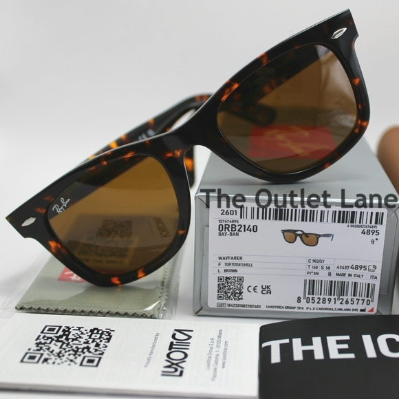 Model Display RayBan Wayfarer Brown RB2140 Tortoise - Picture 4 of 16